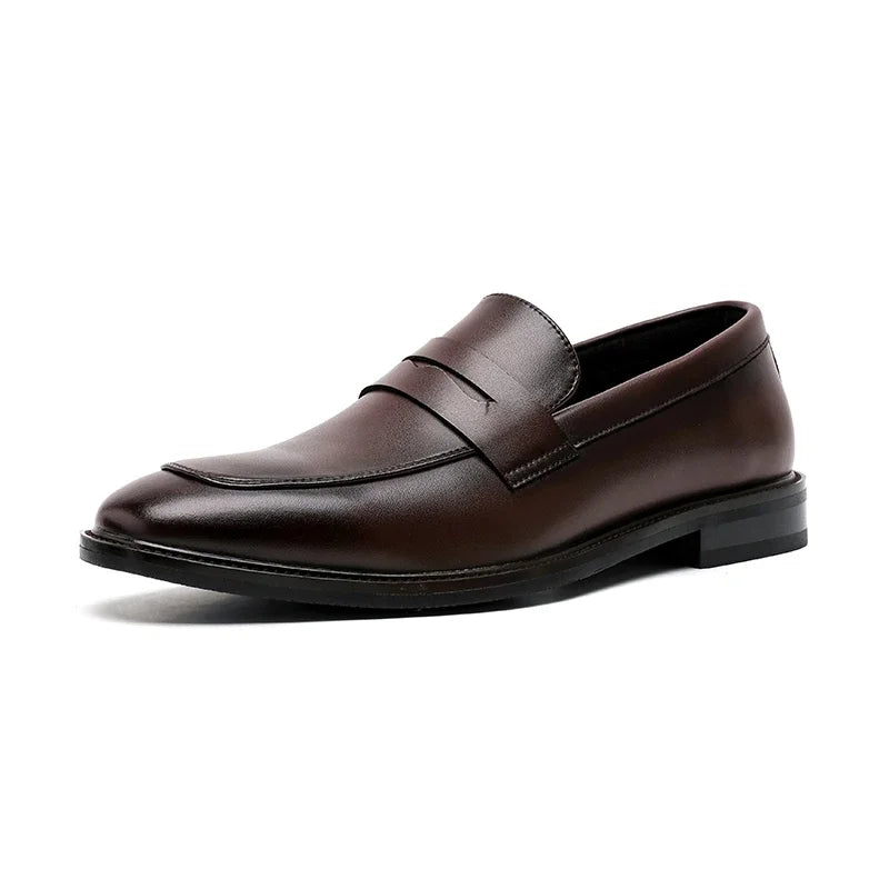 Mocassins en cuir marrons pour homme style old money