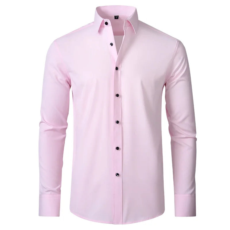 Chemise habillée rose poudré, coupe cintrée, tissu léger et extensible, parfait pour une touche sophistiquée et moderne.