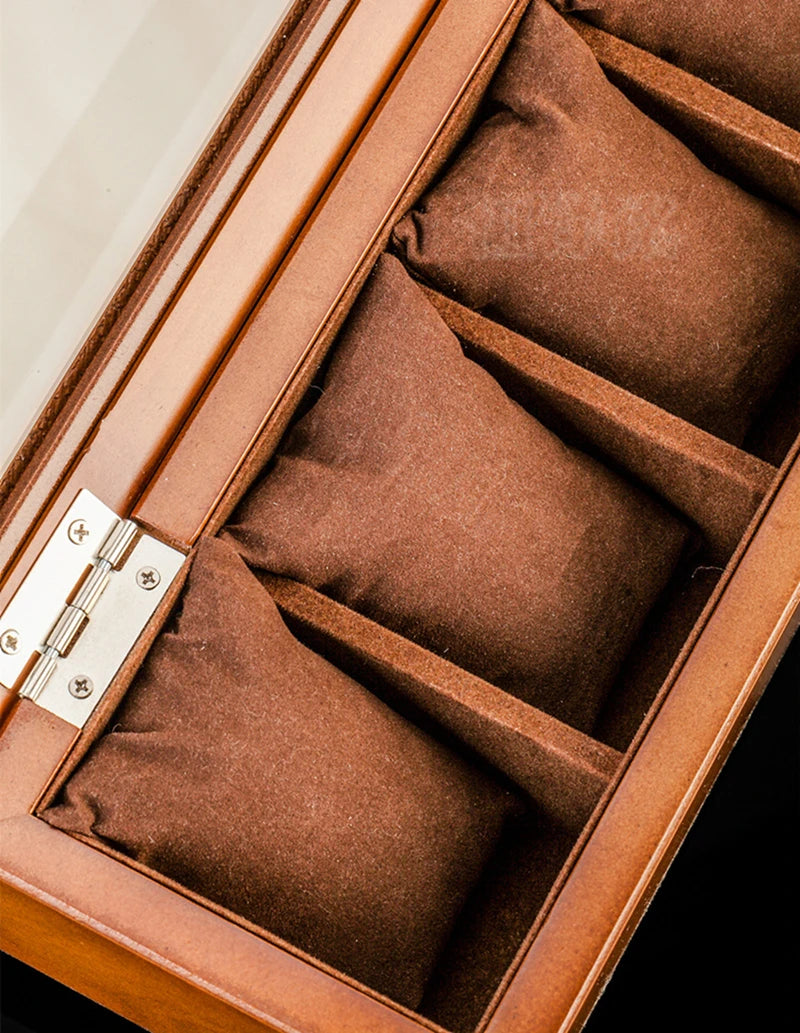 Intérieur du coffret de rangement pour montres en bois naturel, élégant et raffiné avec boîtier en verre