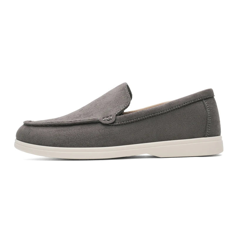 Mocassins gris en daim haut de gamme, pour un look old money