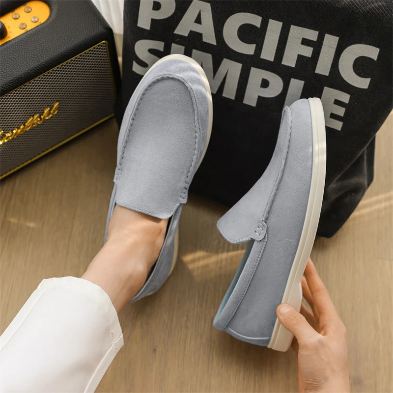 Mocassins en daim bleu clair pour homme, style élégant et décontracté