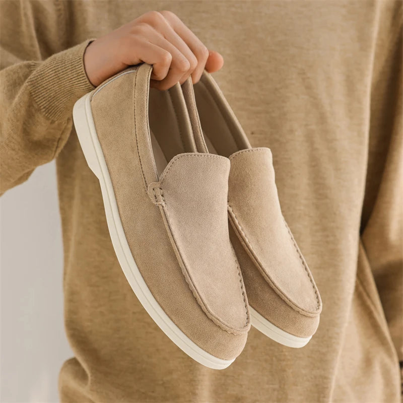 Mocassins beige en daim véritable, confort et raffinement