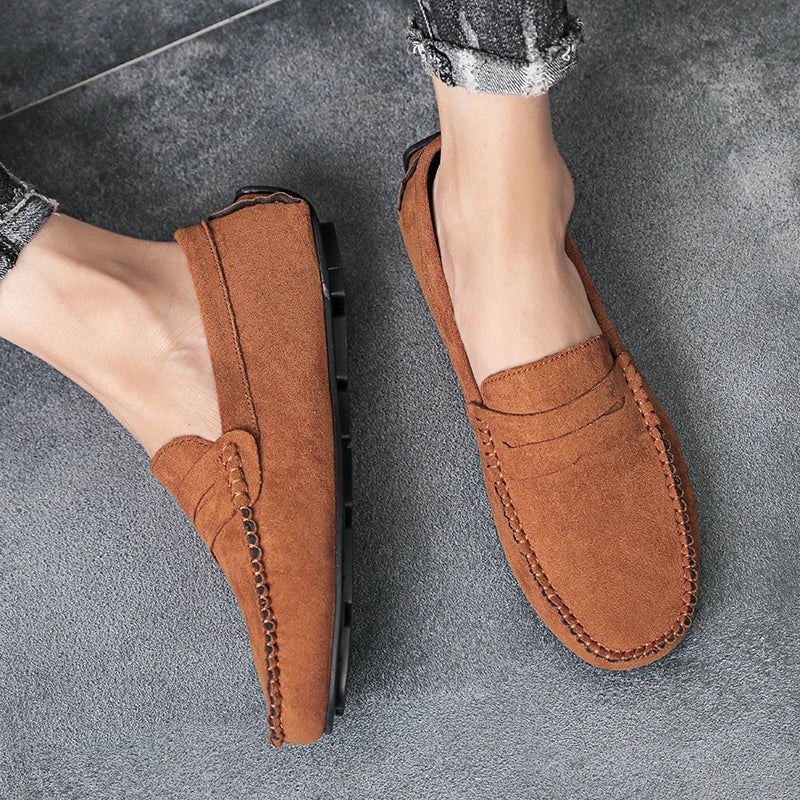 Mocassins marron en daim pour homme