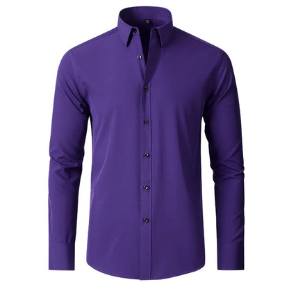 Chemise sans couture, violet profond, coupe ajustée, tissu doux et extensible, parfaite pour un look habillé ou décontracté.