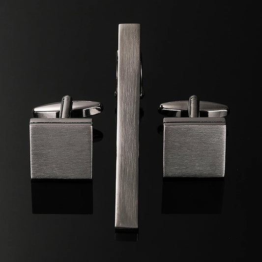 Ensemble boutons de manchette carrés en acier argent sombre, brossé et pince à cravate minimaliste, accessoire pour costume élégant