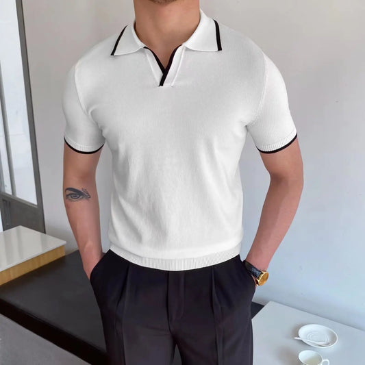 Polo blanc slim fit en laine pour homme, élégance à l’anglaise, coupe ajustée et confort supérieur.