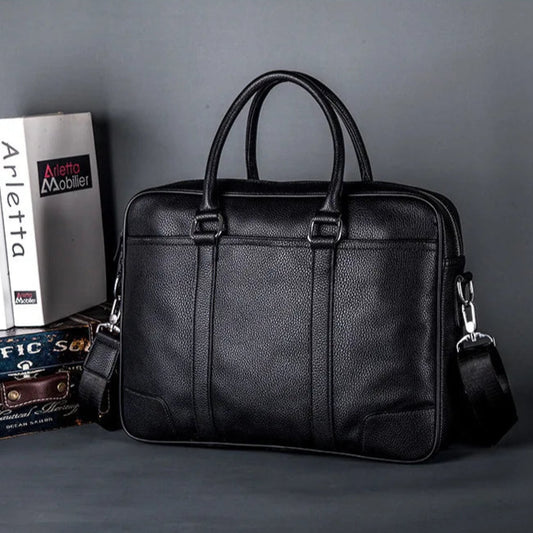 Porte-documents en cuir noir haut de gamme, accessoire sophistiqué pour hommes d’affaires